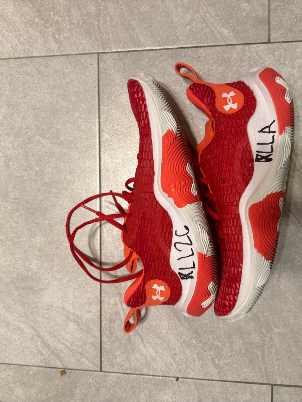 Under Armour spawn 3 Red and White Athletic Sneakers